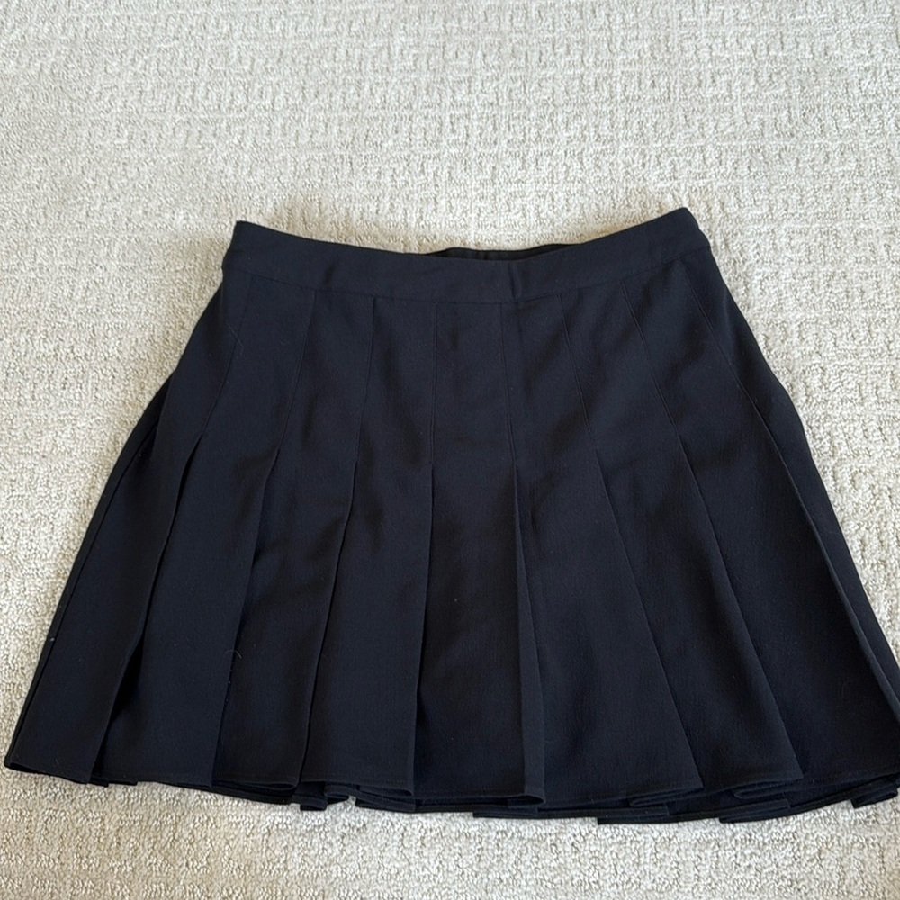 Abercrombie & Fitch black skirt with shorts size small